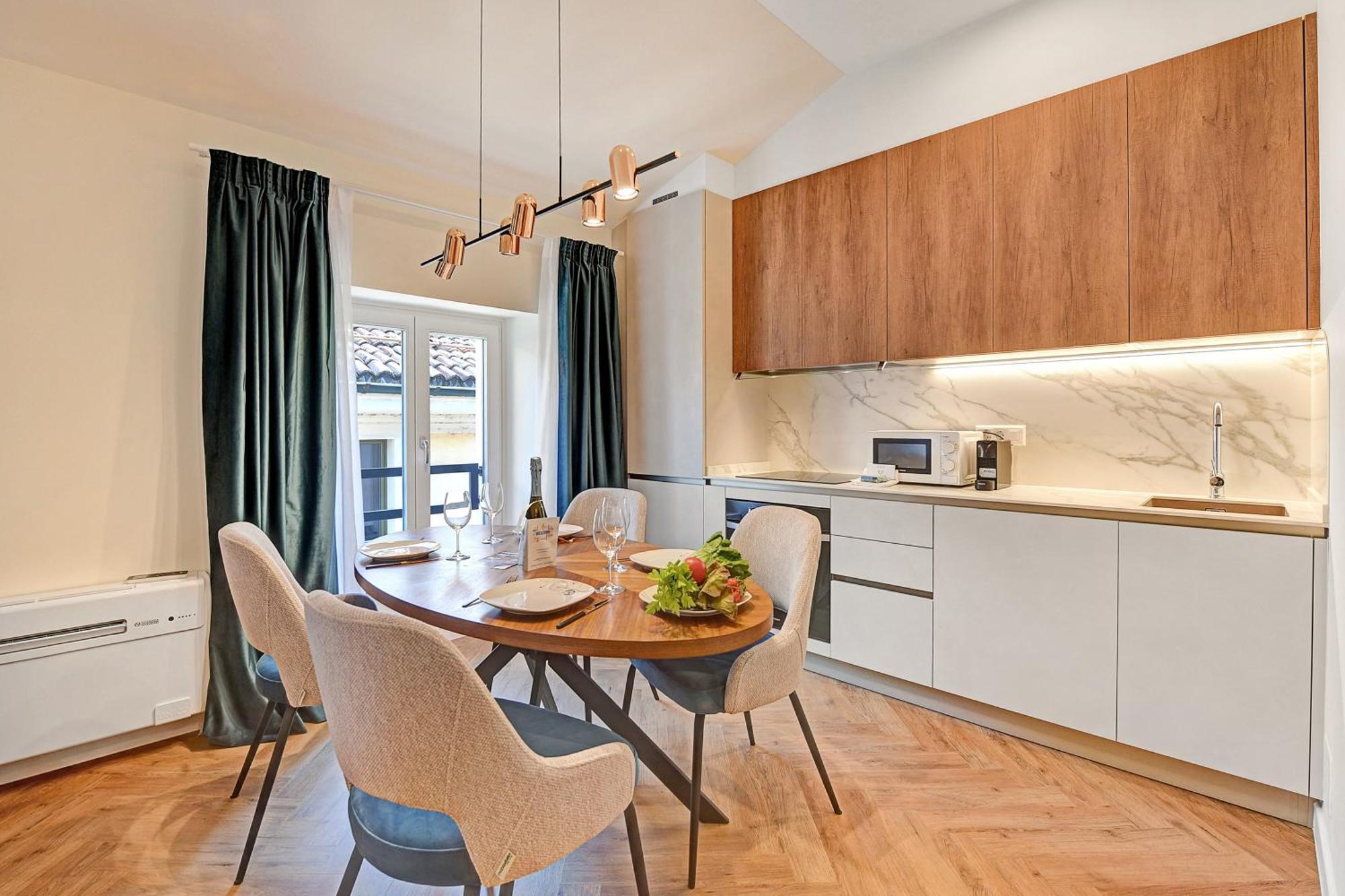 Novos Central Apartments لوغانو المظهر الخارجي الصورة